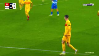 ¡Pincelazo! Gol de Lewandowski para el 1-0 del Barcelona vs. Alavés por LaLiga