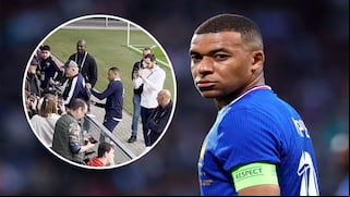 Mbappé firmó autógrafos a hinchas pero no entrenó junto a la selección sa