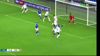 Podría llegar a la Selección: Alexander Robertson hizo gol con Cardiff City en la Segunda de Inglaterra