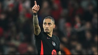 ¡No perdonó! Gol de Raphinha para el 1-0 del Barcelona vs. Benfica por la Champions League