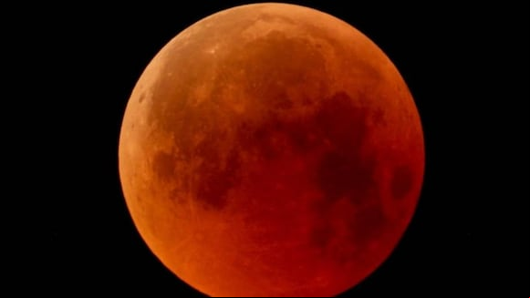 Eclipse Lunar del sábado 28 de octubre: mira en directo la trayectoria (Video: Twitter)