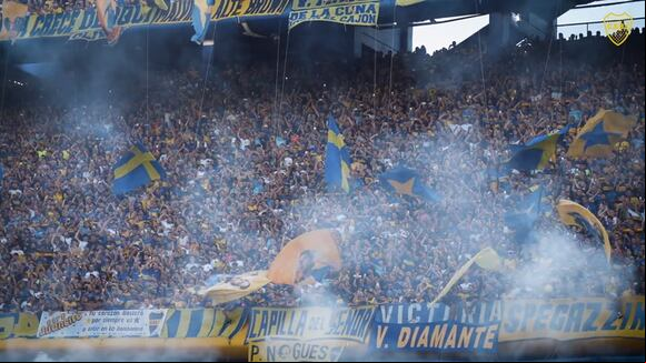 Cavani marcó tres goles en el último partido de Boca. (Video: Boca)