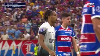 Su primera experiencia en la Sudamericana: André Carrillo ingresó en el Fortaleza vs Corinthians