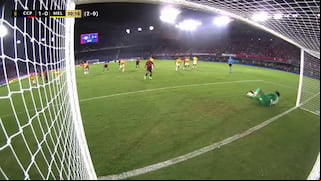 ¡La ‘Pantera’! Carlos Cáceda le volvió a atajar un penal a Cecilio Domínguez en Cerro Porteño vs. Melgar