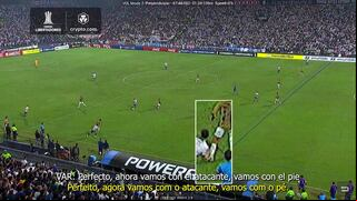 ¿Bien anulado? Se reveló audio del VAR en gol invalidado a Barcos contra Colo Colo por Libertadores