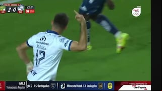 Gol de Santiago Ormeño: el peruano apareció sobre el final con un ‘bombazo’ para el descuento
