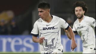 ¡Pumas mejoró con su ingreso! Piero Quispe casi da su primera asistencia en México