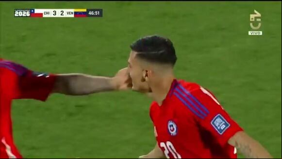 Doblete de Lucas Cepeda para el 4-2 en Chile vs Venezuela.