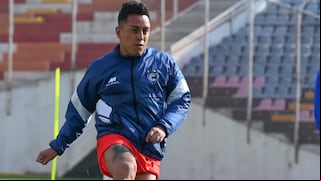 Cueva tras volver al fútbol: “Hoy Cienciano está haciendo mucho más de lo que yo le puedo brindar”