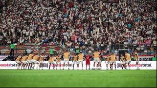 Tras agresiones de barristas a los jugadores: CD-FPF abrió proceso disciplinario a Universitario