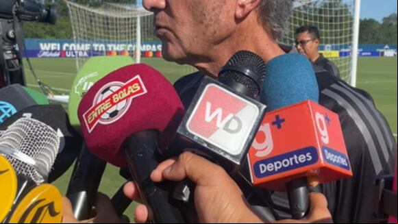Juan Carlos Oblitas sobre la lesión de Luis Advíncula. (Vídeo: Depor).