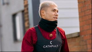 ¡Sigue siendo clave! Nueva asistencia de Jefferson Cáceres en goleada del Sheffield United