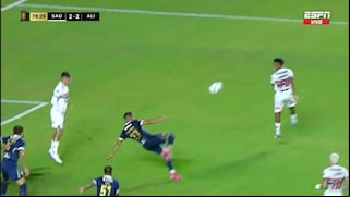 ¡Locura de ‘chalaca’! Golazo de Kevin Quevedo para el 2-2 de Alianza Lima vs. Sao Paulo